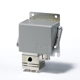 Regulátor tlaku Danfoss CAS155 presostat diferenční 0,2-2,5 bar